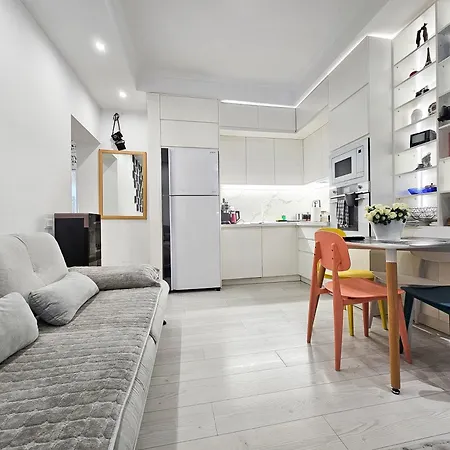 The Actors * 티라나