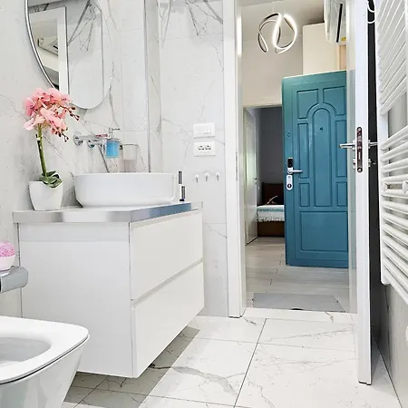 The Actors شقة تيرانا